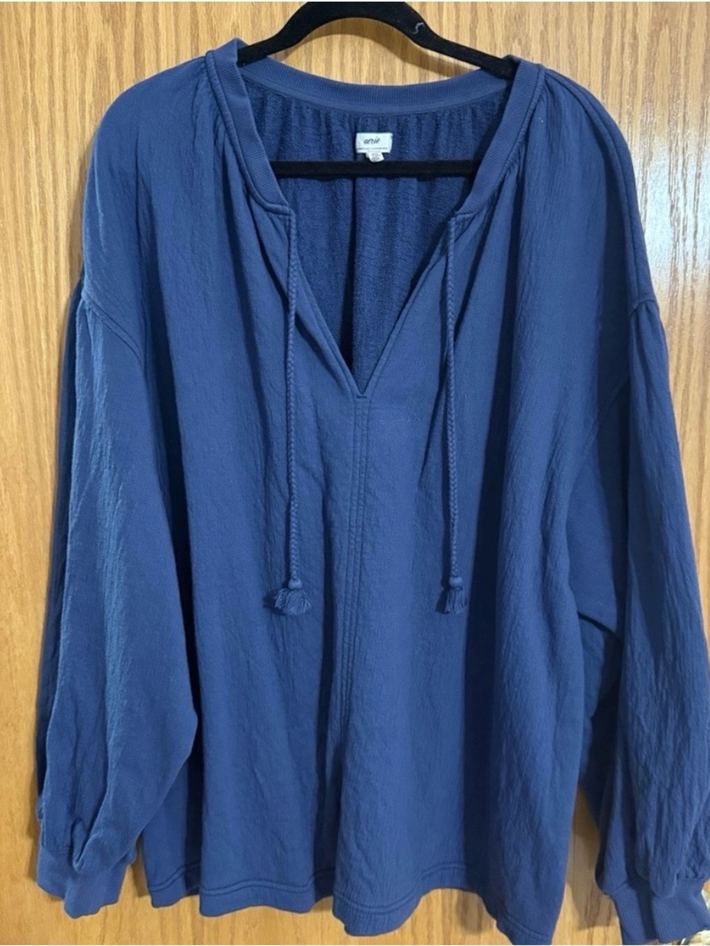 Aerie Women’s VNeck Sweater